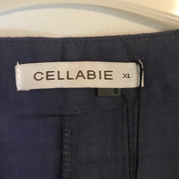 NWT Cellabie Navy Button Up High-Low Top- XL - Picture 2 of 8